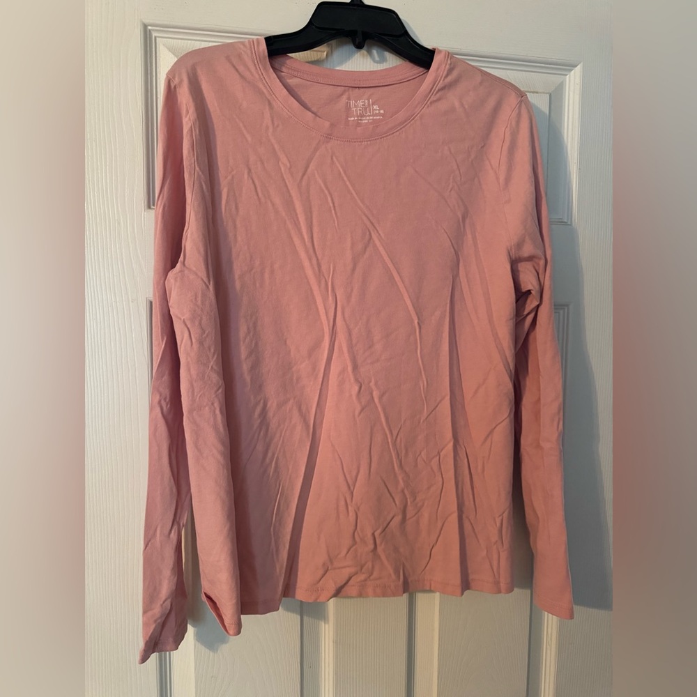 Long sleeve, like new, Time & Tru, size XL